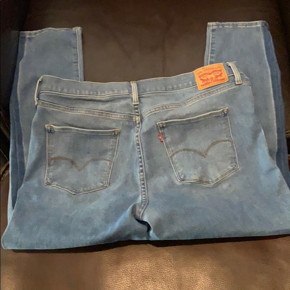Levi’s 311 Shaping Jeans - 33 Waist